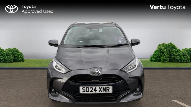 Toyota Yaris 1.5 Hybrid Design 5dr CVT Hybrid Hatchback
